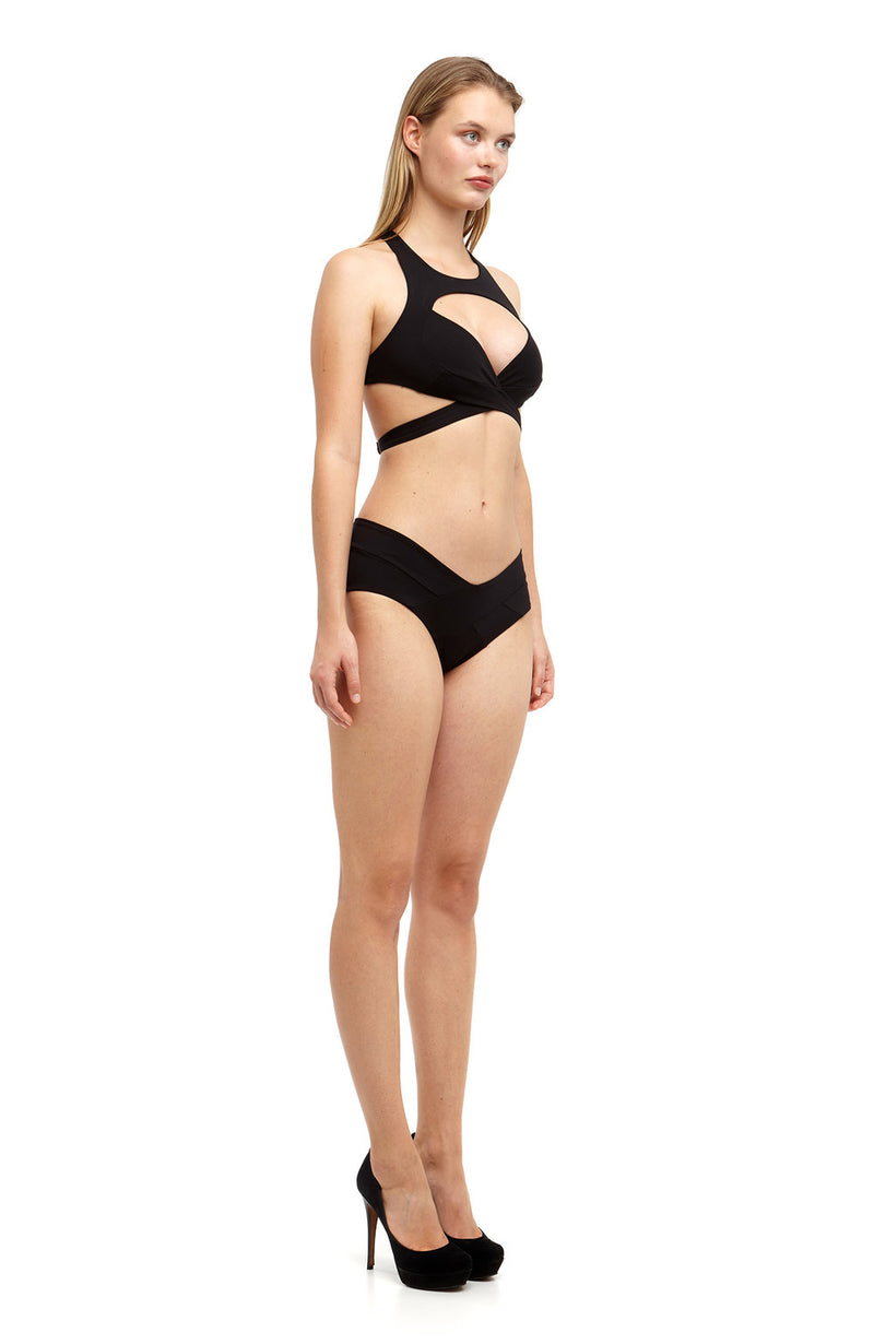 1513 / Maya Brief / Black